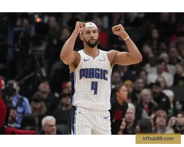 NBA连罚庄神射击萨格斯扔牙套两人各被罚二万五