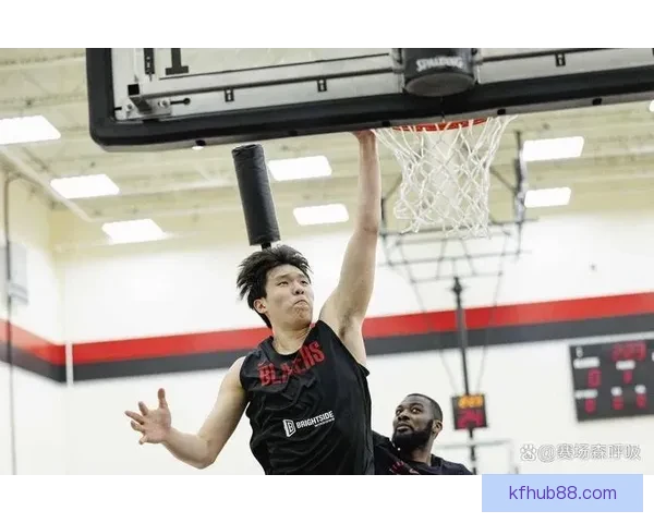 练级归来杨瀚森重返开拓者担纲内线核心再出发全力冲击新赛季荣耀征程